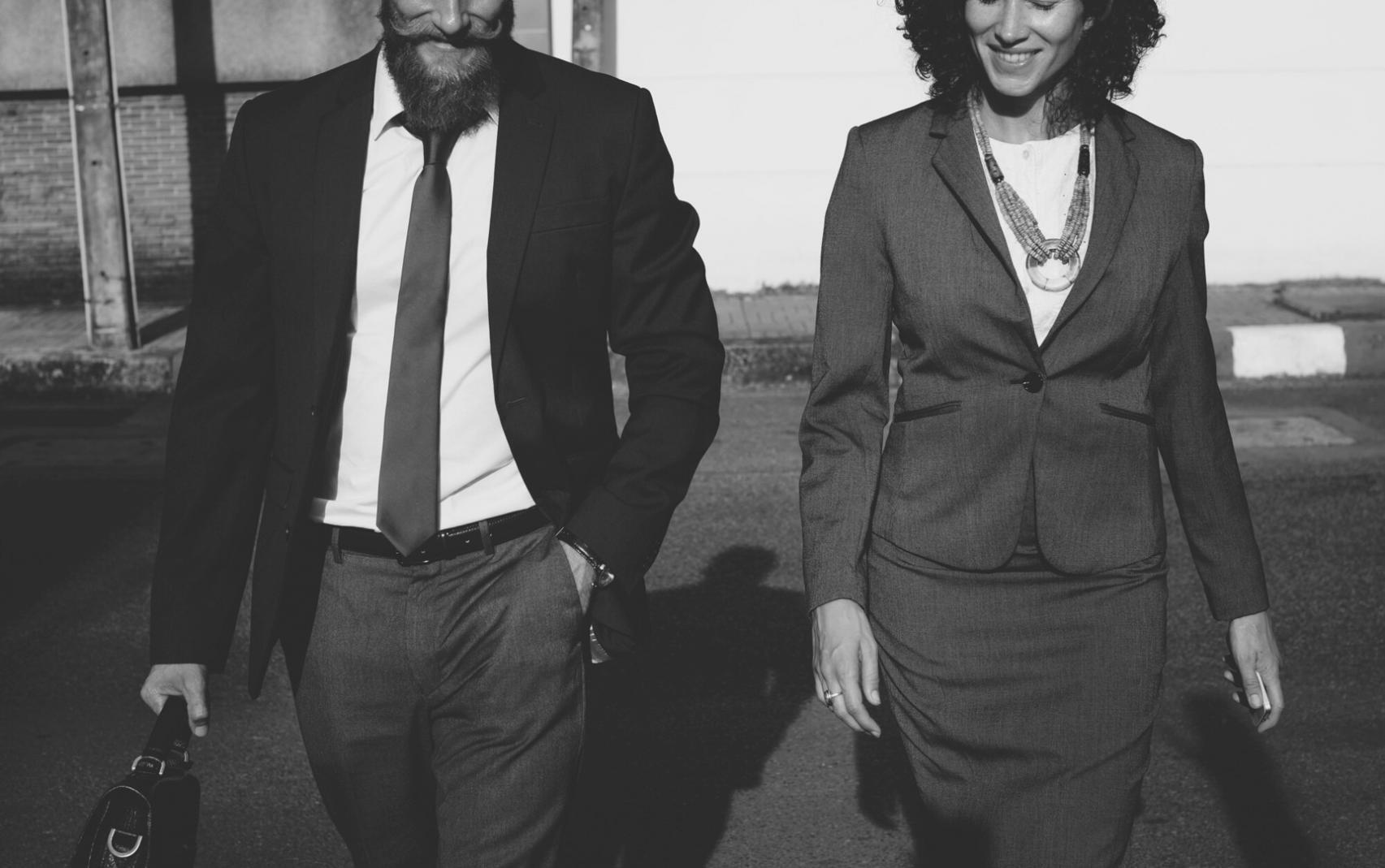 Espace de travail collaboratif pour l'analyse financière à Lille